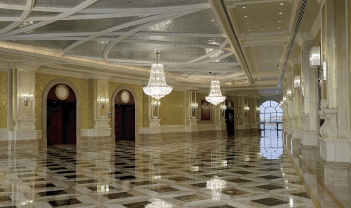 The Ritz-Carlton Abu Dhabi, Grand Canal - Photo #6