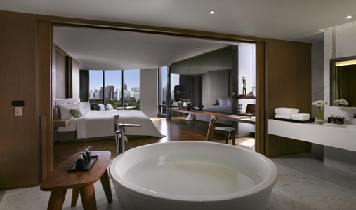 SO Bangkok - So Lofty King - Book on ClassicTravel.com