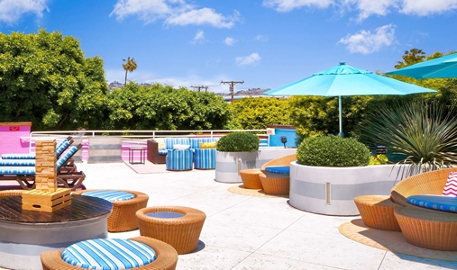 Sofitel Los Angeles at Beverly Hills - Poolside - Book on ClassicTravel.com