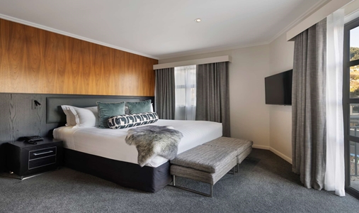 Sofitel Queenstown Hotel and Spa - Junior Suite - Book on ClassicTravel.com