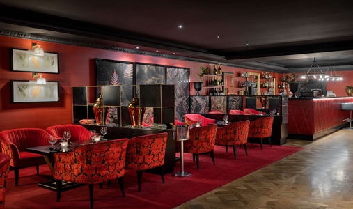 Sofitel Queenstown Hotel and Spa - Le Salon Rouge - Book on ClassicTravel.com