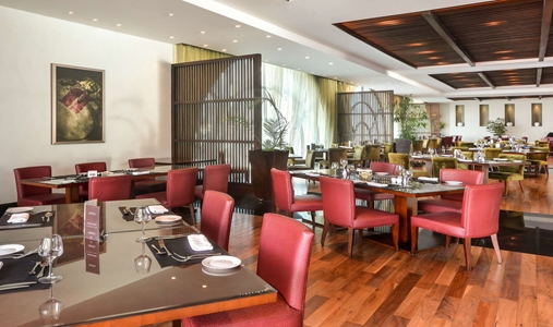 Sofitel Al Khobar The Corniche - Cafe Chic - Book on ClassicTravel.com