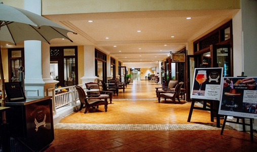 Sofitel Krabi Phokeethra Golf & Spa Resort - Explorer Bar - Book on ClassicTravel.com