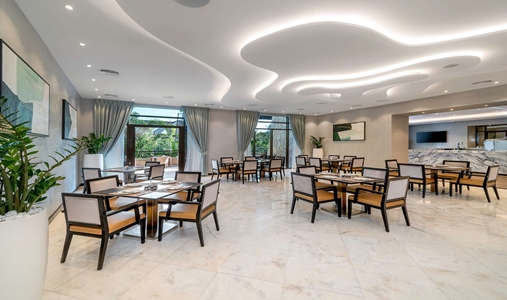 Sofitel Dubai The Palm - The Premier Lounge - Book on ClassicTravel.com