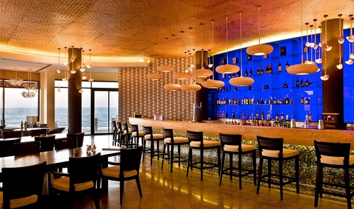 Sofitel Bahrain Zallaq Thalassa sea & spa - Bar 2 - Book on ClassicTravel.com