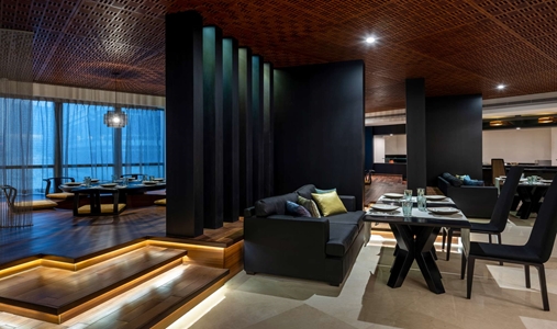 Sofitel Abu Dhabi Corniche - Silk & Spice - Book on ClassicTravel.com