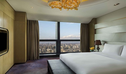 Sofitel Kunming - Suite - Book on ClassicTravel.com