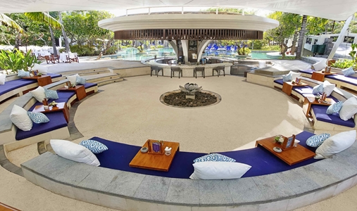 Sofitel Bali Nusa Dua Beach Resort - L'Oh Pool Bar - Book on ClassicTravel.com