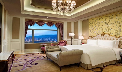 Sofitel Xining - Suite 2 - Book on ClassicTravel.com