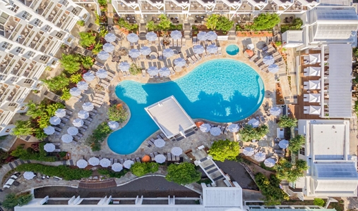 Sofitel Noosa Pacific Resort - Pool - Book on ClassicTravel.com