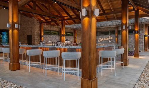 Sofitel Cotonou Marina Hotel & Spa - Bar 2 - Book on ClassicTravel.com