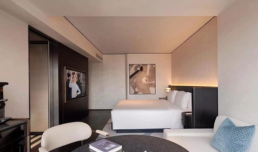 Sofitel Shanghai North Bund - Suite - Book on ClassicTravel.com