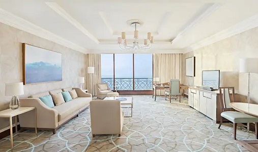 waldorf astoria ras al khaimah living area