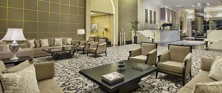 WA_Dubai_Palm_Jumeirah_royalsuitelivingroom