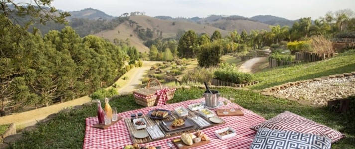 Botanique Hotel Experience - Picnic - Book on ClassicTravel.com