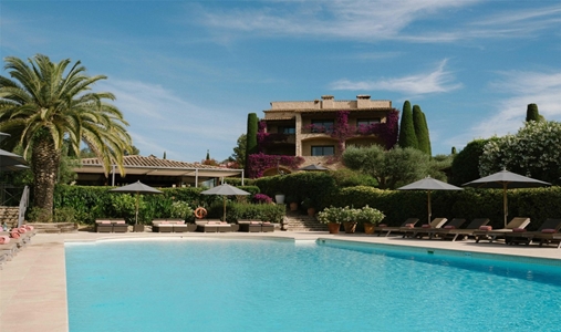 Mas de Torrent Hotel and Spa - Pool - Book on ClassicTravel.com
