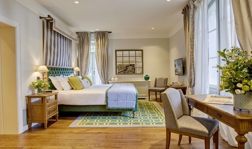 Hotel Relais Borgo San Felice - Suite Premium - Book on ClassicTravel.com