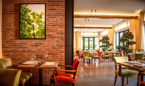 Domaine Les Crayeres - Restaurant - Book on ClassicTravel.com