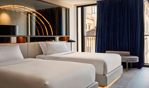 W Florence - Twinbed Room - Book on ClassicTravel.com