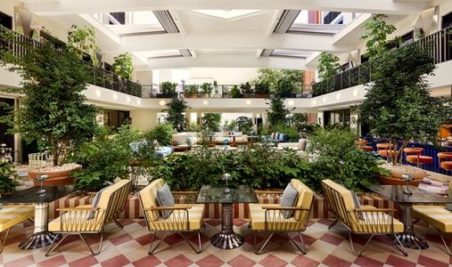 W Florence - W Lounge - Book on ClassicTravel.com