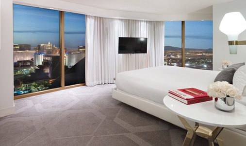 W Las Vegas - Corner Suite - Book on ClassicTravel.com