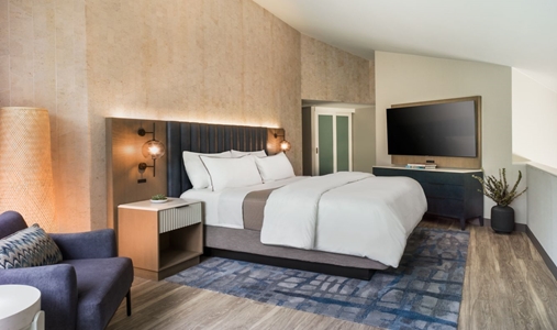 The Westin San Diego Bayview - Bi Level Suite - Book on ClassicTravel.com