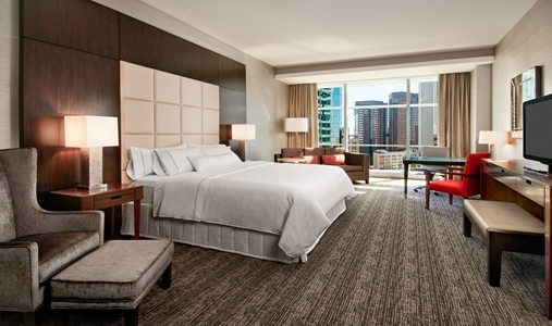 The Westin Phoenix Downtown - King Deluxe Guest Room - Book on ClassicTravel.com