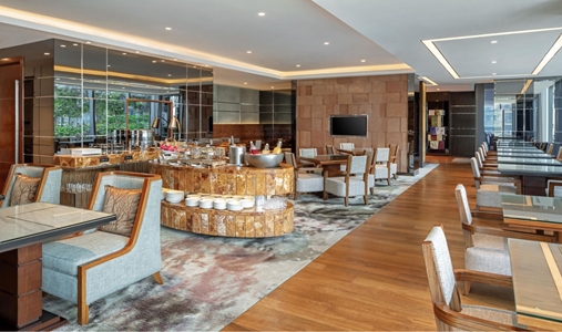 The Westin Singapore - Club Lounge - Book on ClassicTravel.com