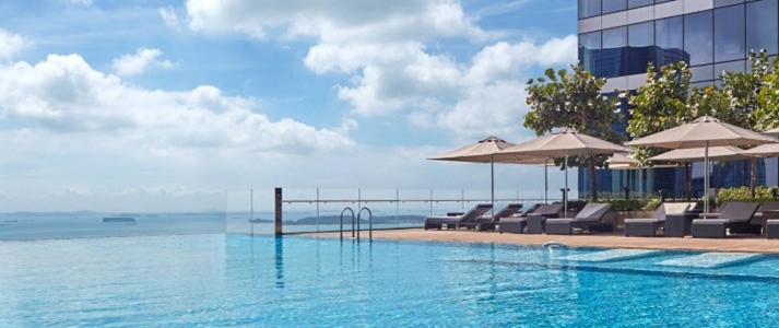 The Westin Singapore - Outdoor Infinity Pool - Book on ClassicTravel.com