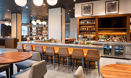 The Westin Jackson - Estelle Wine Bar & Bistro 2 - Book on ClassicTravel.com