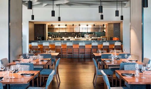 The Westin Jackson - Estelle Wine Bar & Bistro - Book on ClassicTravel.com
