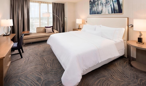 The Westin Jackson - King Guest Room - Book on ClassicTravel.com