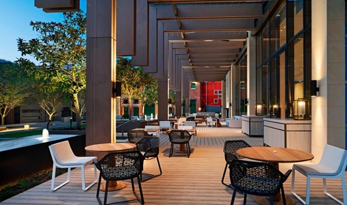 The Westin Perth - Haven Lounge Terrace - Book on ClassicTravel.com