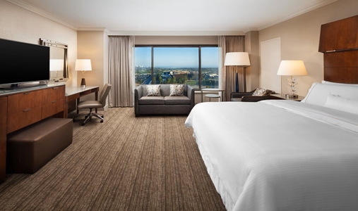 The Westin South Coast Plaza, Costa Mesa - Junior Suite - Book on ClassicTravel.com