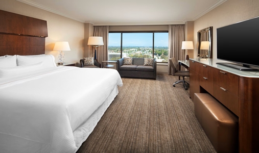 The Westin South Coast Plaza, Costa Mesa - King Traditional Guest Room - Book on ClassicTravel.com