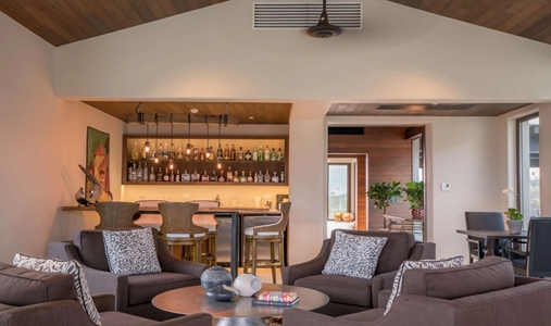 Nekupe Sporting Resort & Retreat - Bar - Book on ClassicTravel.com