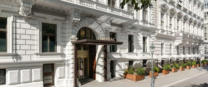 Almanac Palais Vienna - Entrance - Book on ClassicTravel.com