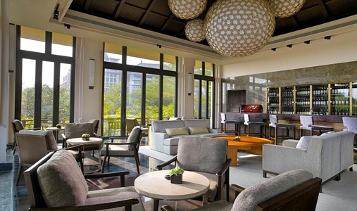 Raffles Hainan Clear Water Bay - Saprori Red Wine Lounge - Book on ClassicTravel.com