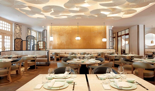 Raffles Singapore - Yi by Jereme Leung - Book on ClassicTravel.com