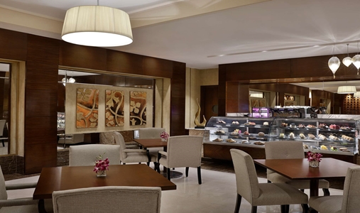Raffles Makkah Palace - Al Narjes - Book on ClassicTravel.com