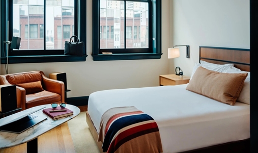 Shinola Hotel - Study Queen - Book on ClassicTravel.com