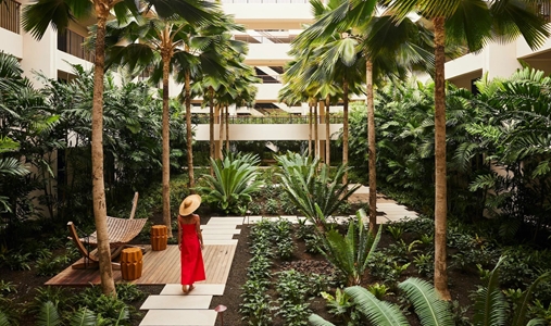 Mauna Lani - Garden - Book on ClassicTravel.com